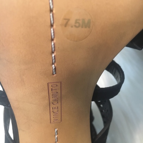 Vince Camuto Black Shoes - Picture 7 of 7